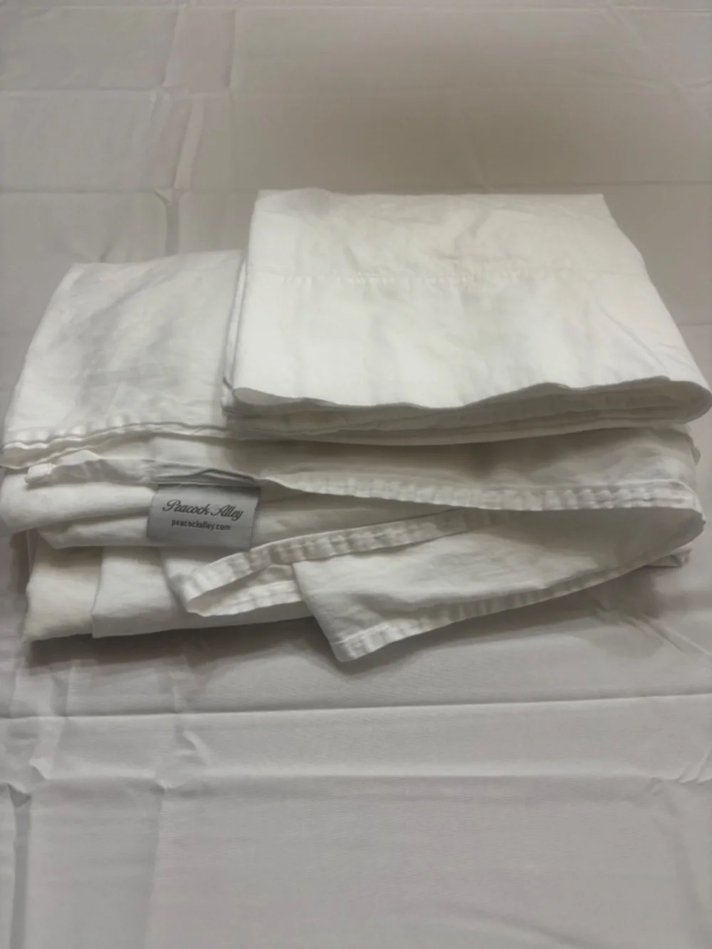 Peacock Alley King Flat Sheet and 1 King Pillowcase White 100% Cotton Breathable